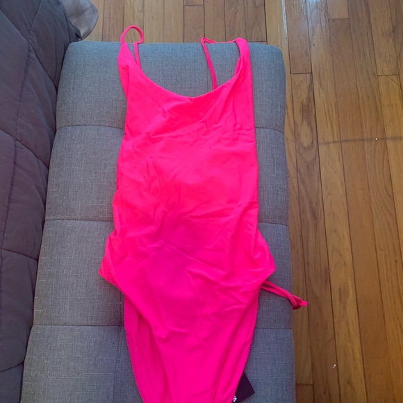 Fashion Nova one piece swimsuit - Picture 3 of 5